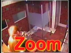 Quando você se masturba tranquilamente sozinho, vídeo de pornô brasileiro caseiro mas sua esposa excitada encontra uma maneira de estragá-lo