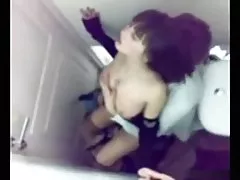 Menina curiosa seduz o avô e beija um peido velho com interesse filmes eroticos caseiros