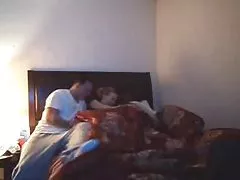 No telefone